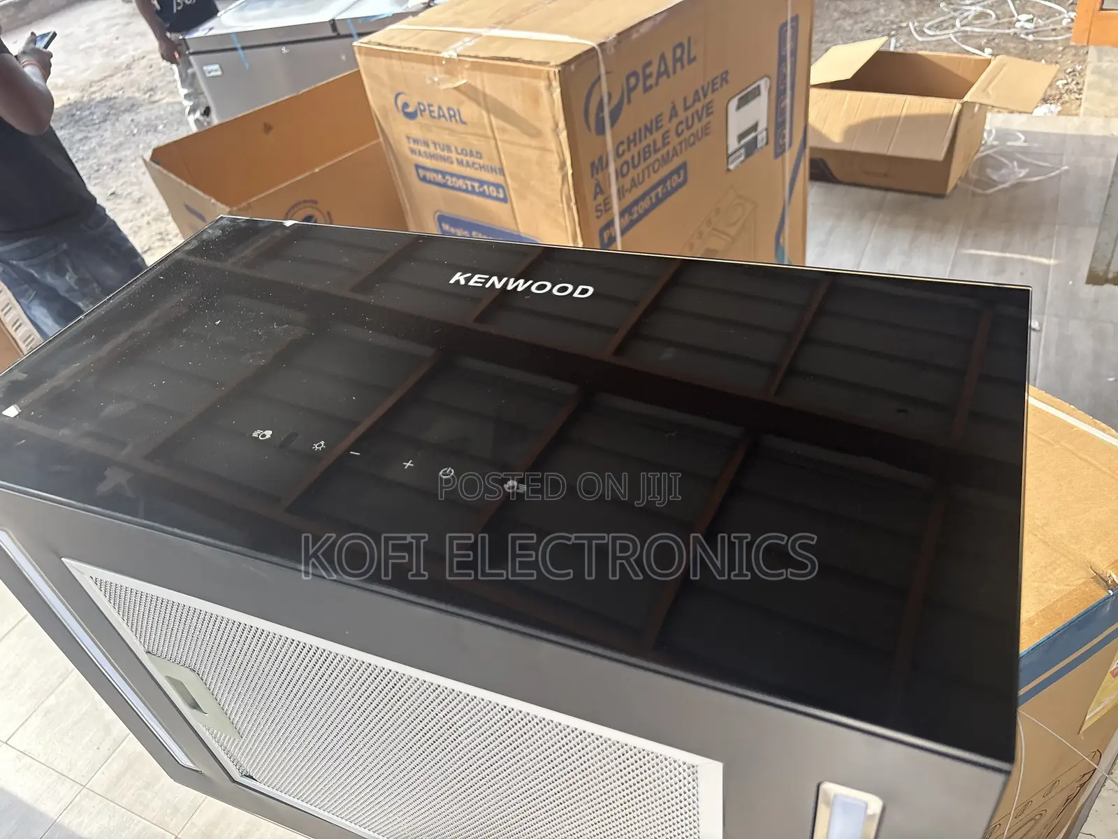 Sealed in Box Island Range Hood Extractor Kenwood