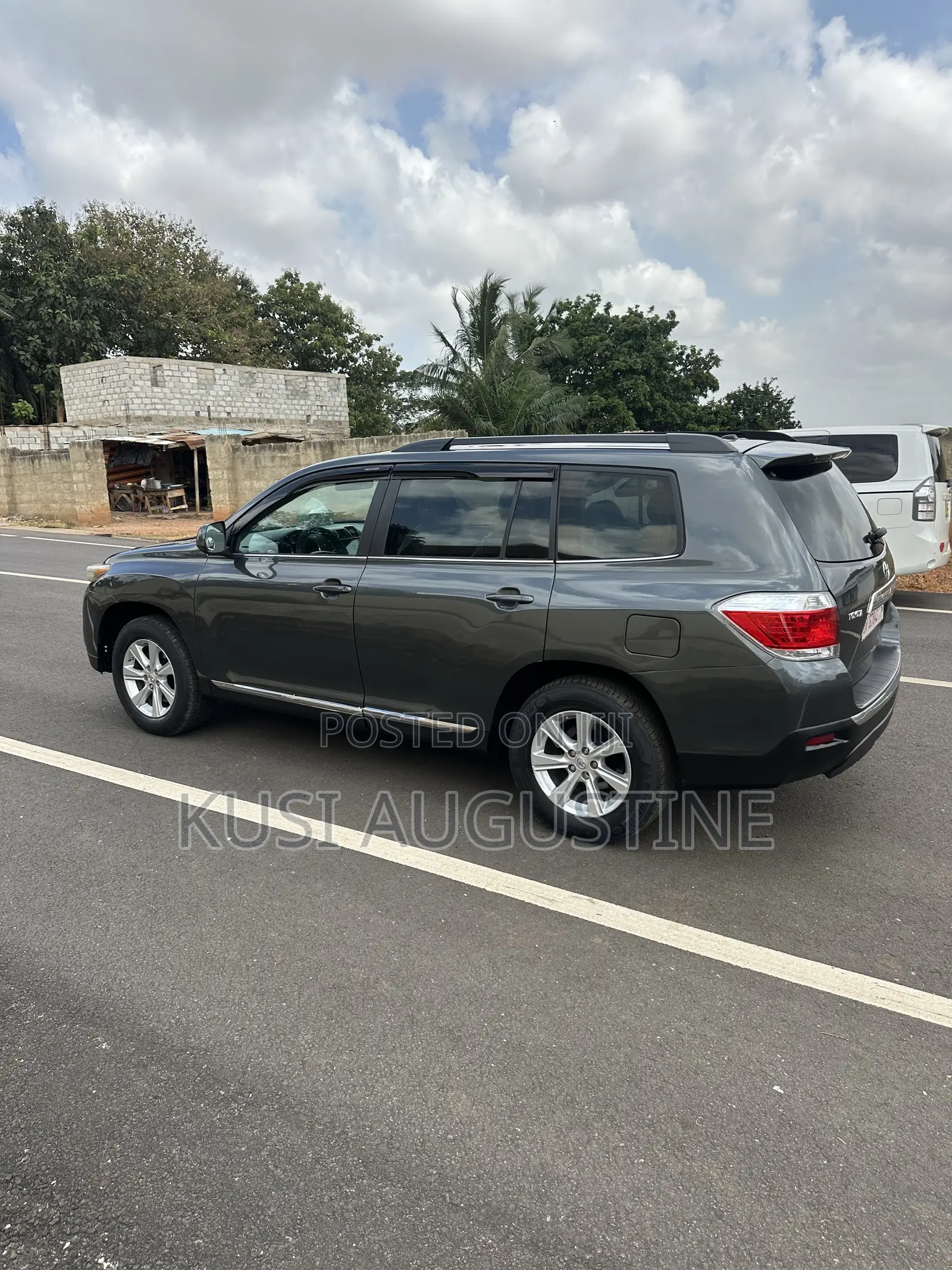 Toyota Highlander Limited 3.5l 4WD 2013 Matt Black