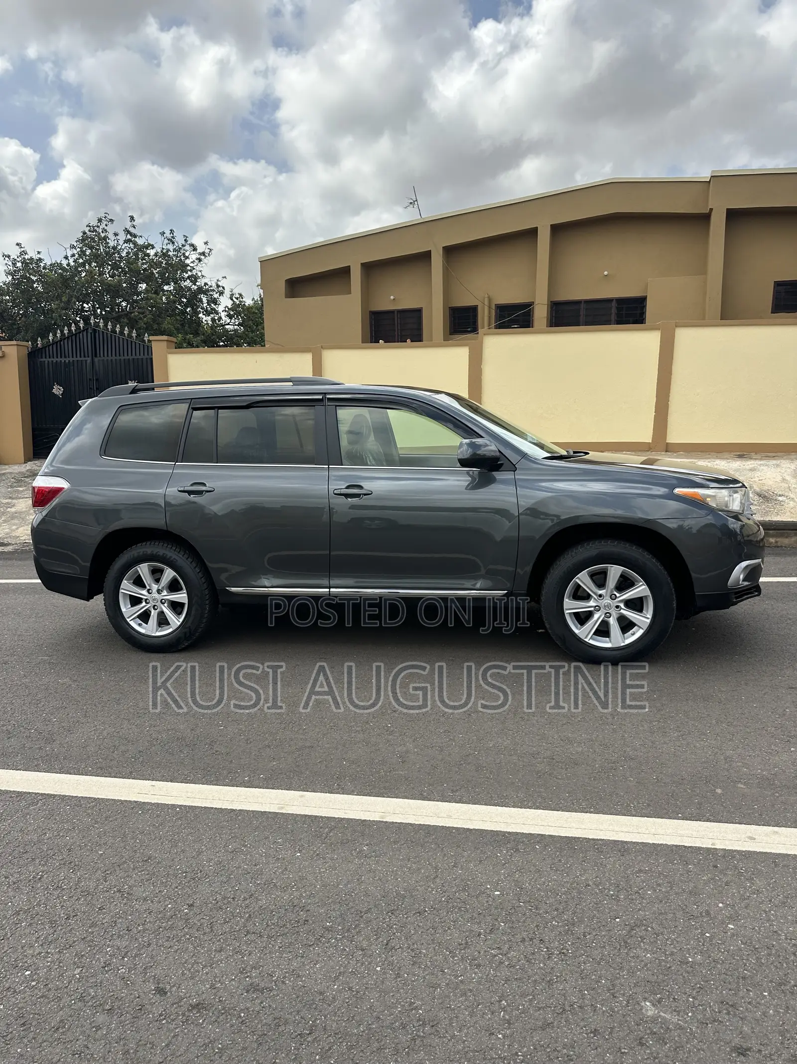 Toyota Highlander Limited 3.5l 4WD 2013 Matt Black