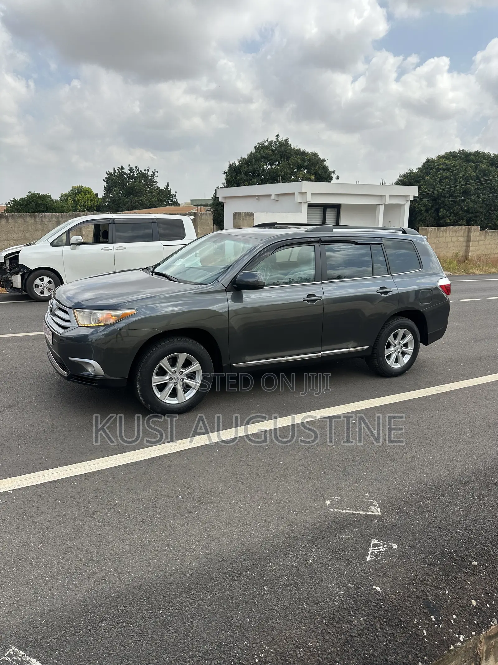 Toyota Highlander Limited 3.5l 4WD 2013 Matt Black
