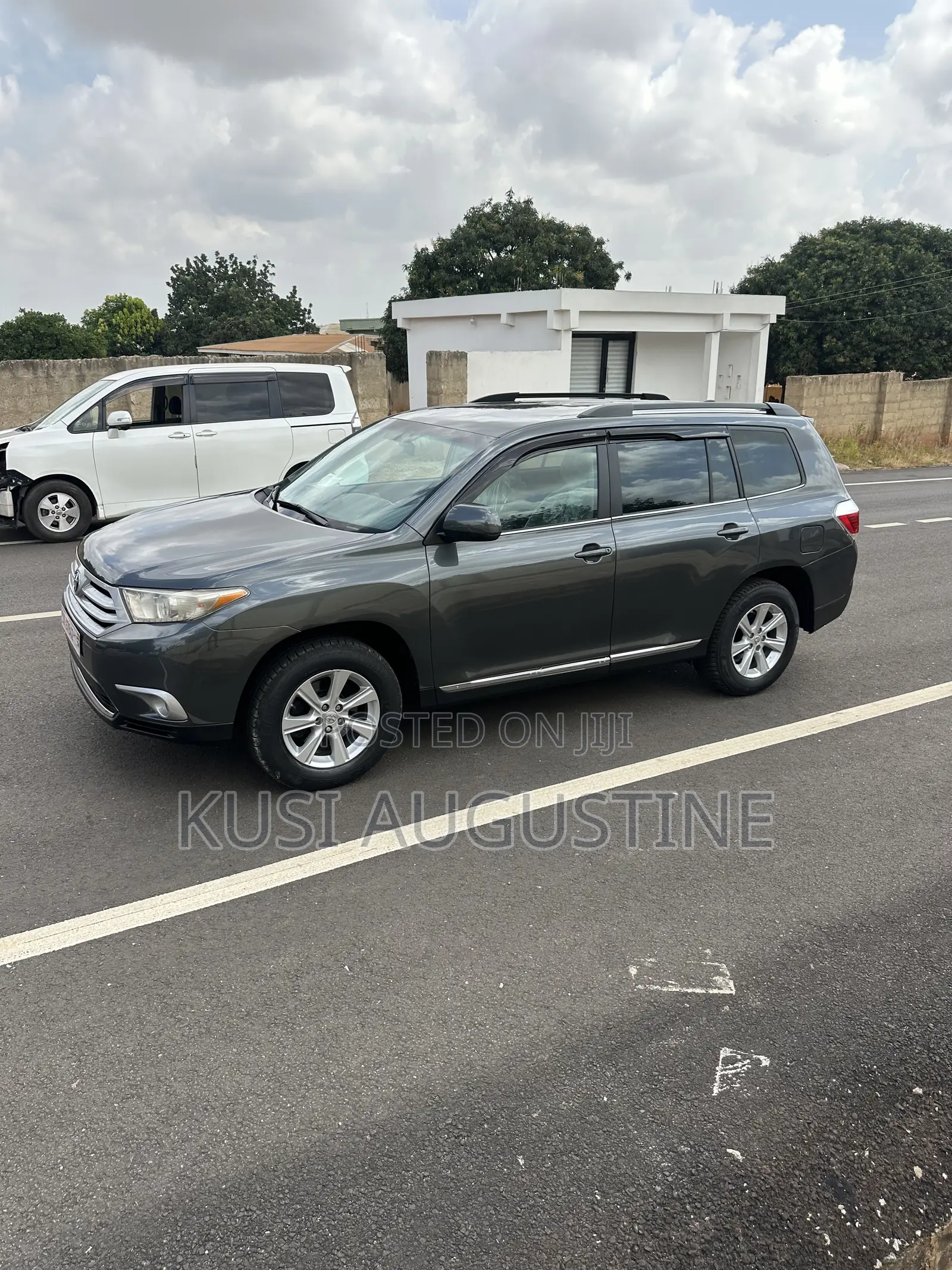 Toyota Highlander Limited 3.5l 4WD 2013 Matt Black