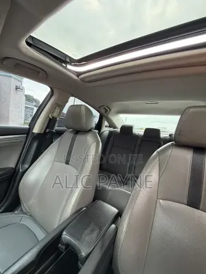 Honda Civic EX-L 4dr Sedan (1.5L 4cyl) 2017 Gray