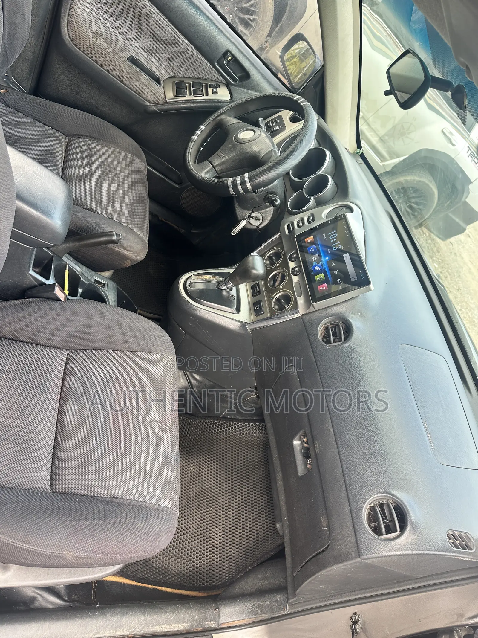 Pontiac Vibe 2008 Gray