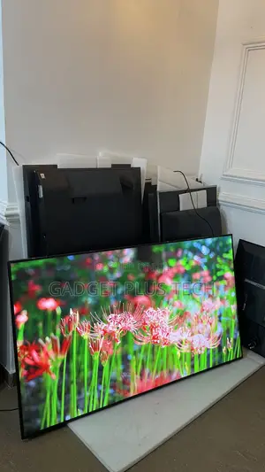 2024/25 65” Samsung Crystal 4K UHD Smart TV ( Very Fresh)