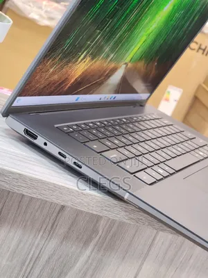 New Laptop Dell Precision 5690 64GB Intel Core Ultra 9 SSD 2T