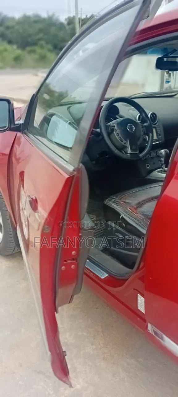 Nissan Rogue 2013 Red