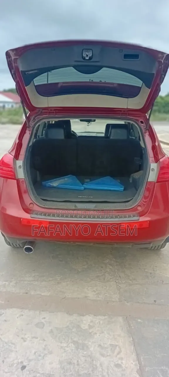 Nissan Rogue 2013 Red