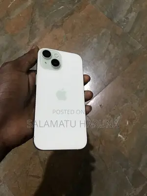 Apple iPhone 15 256 GB Green