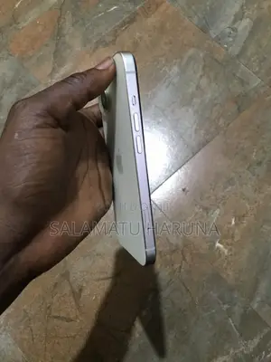 Apple iPhone 15 256 GB Green