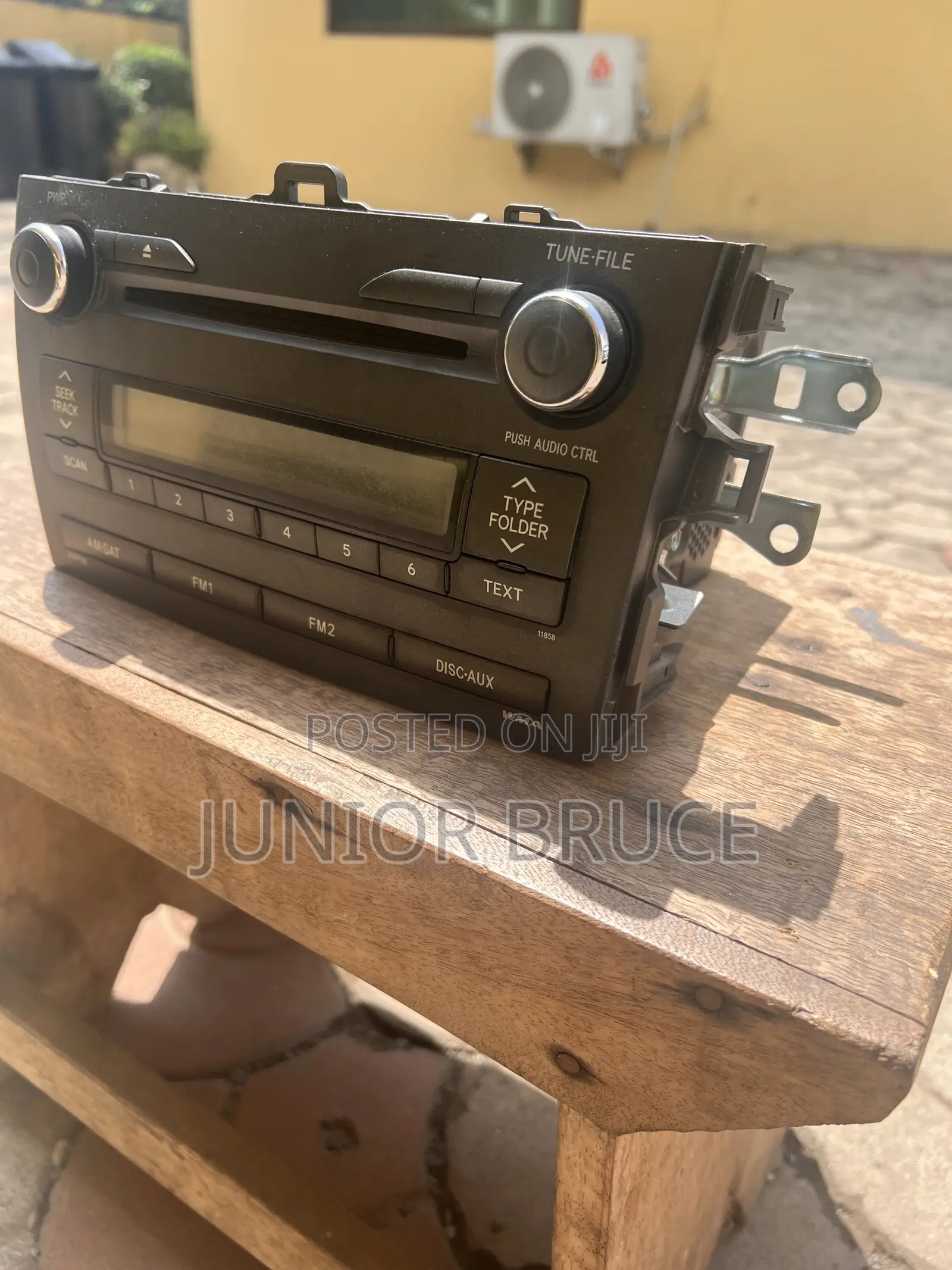 Original Toyota Corolla Radio CD Player – Part No. 86120-02e60 | Accra