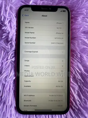 Apple iPhone XR 64 GB Red