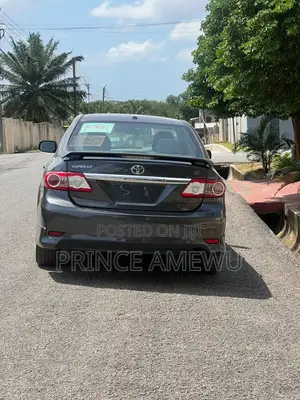 Toyota Corolla S Special Edition 4dr Sedan (1.8L 4cyl 4A) 2013 Gray