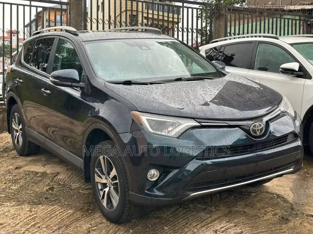Toyota RAV4 XLE AWD (2.5L 4cyl 6A) 2017 Teal