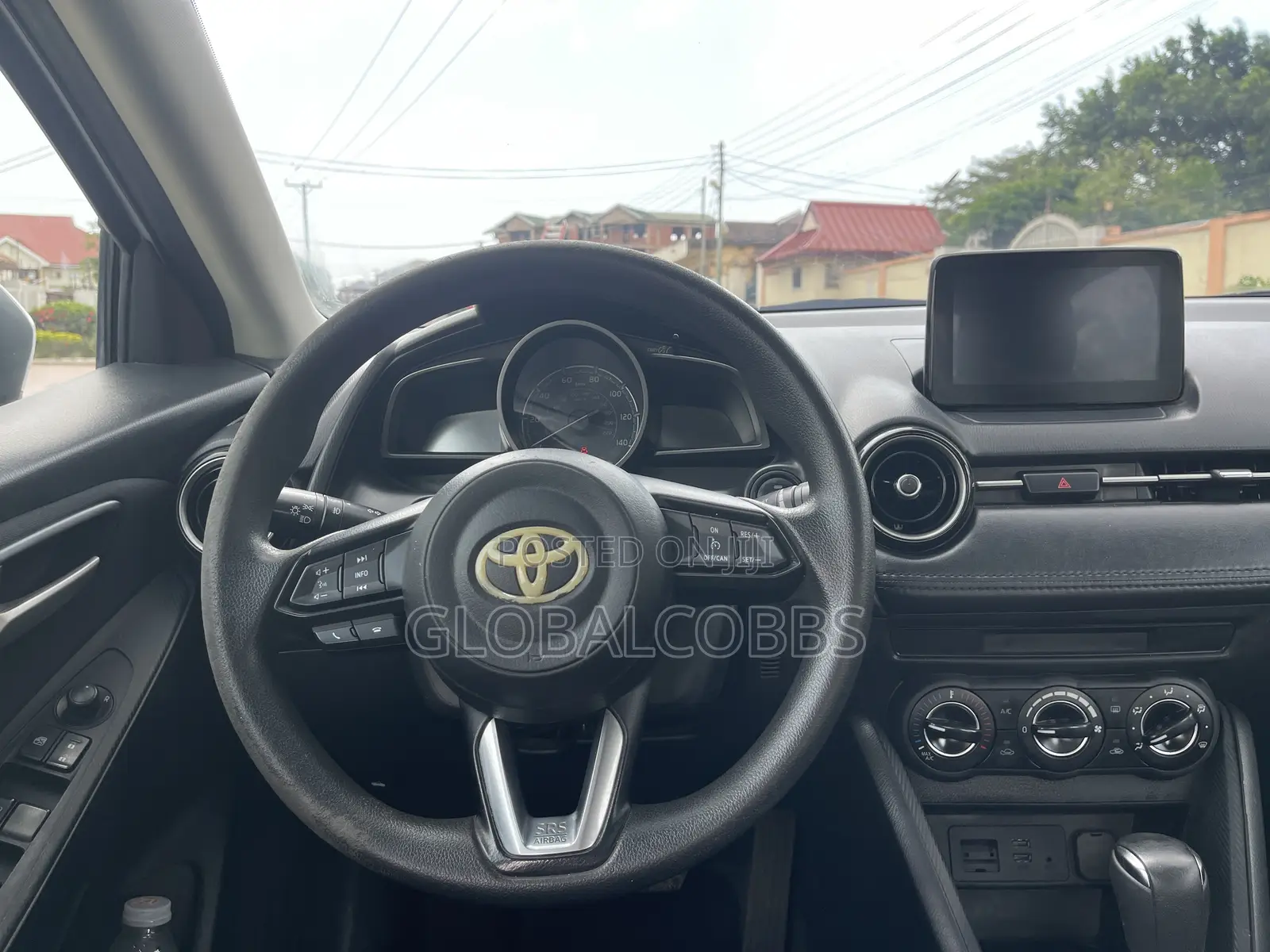 Toyota Yaris iA 1.5 FWD 2019 White