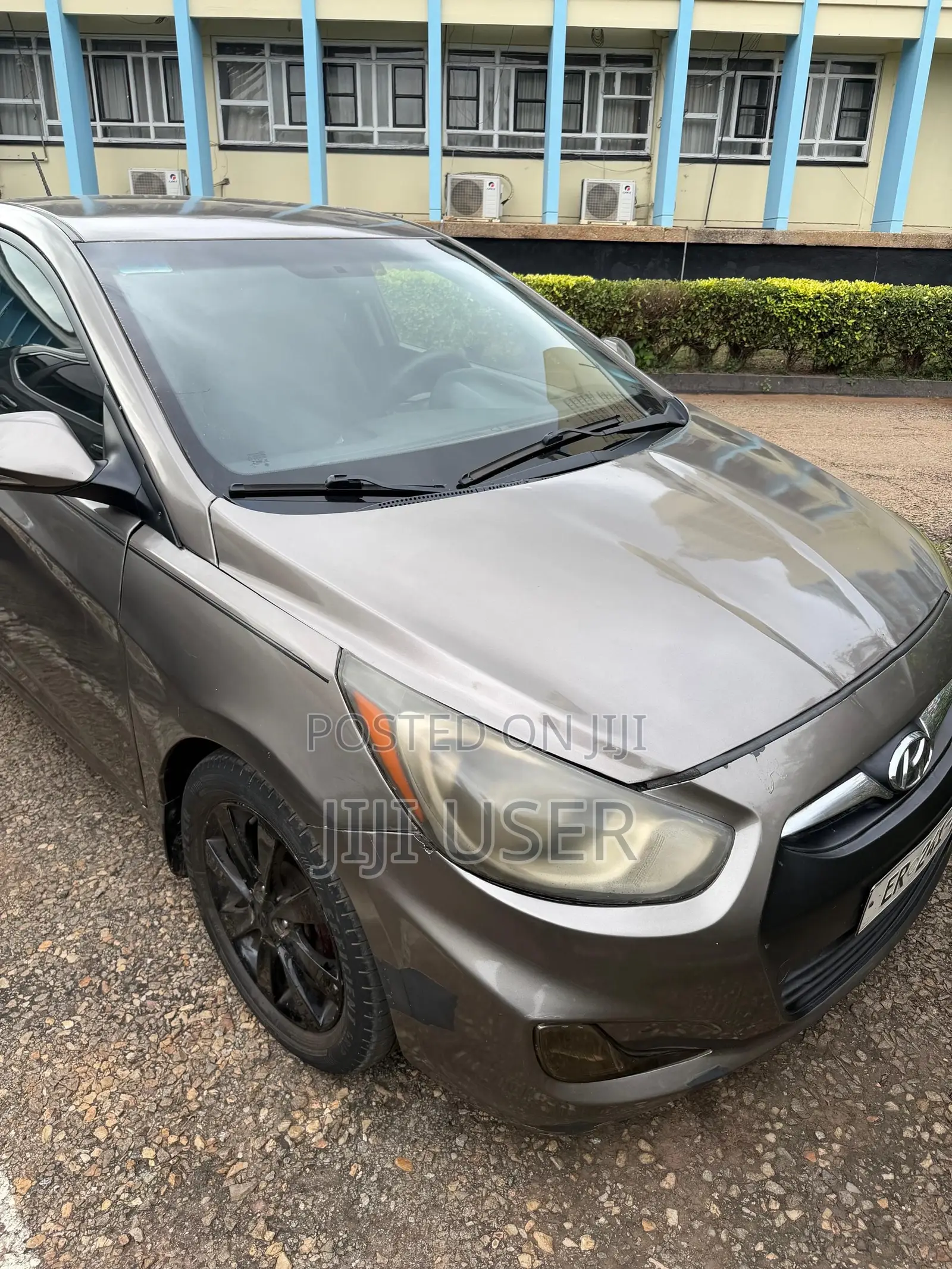 Hyundai Accent 2013 Brown