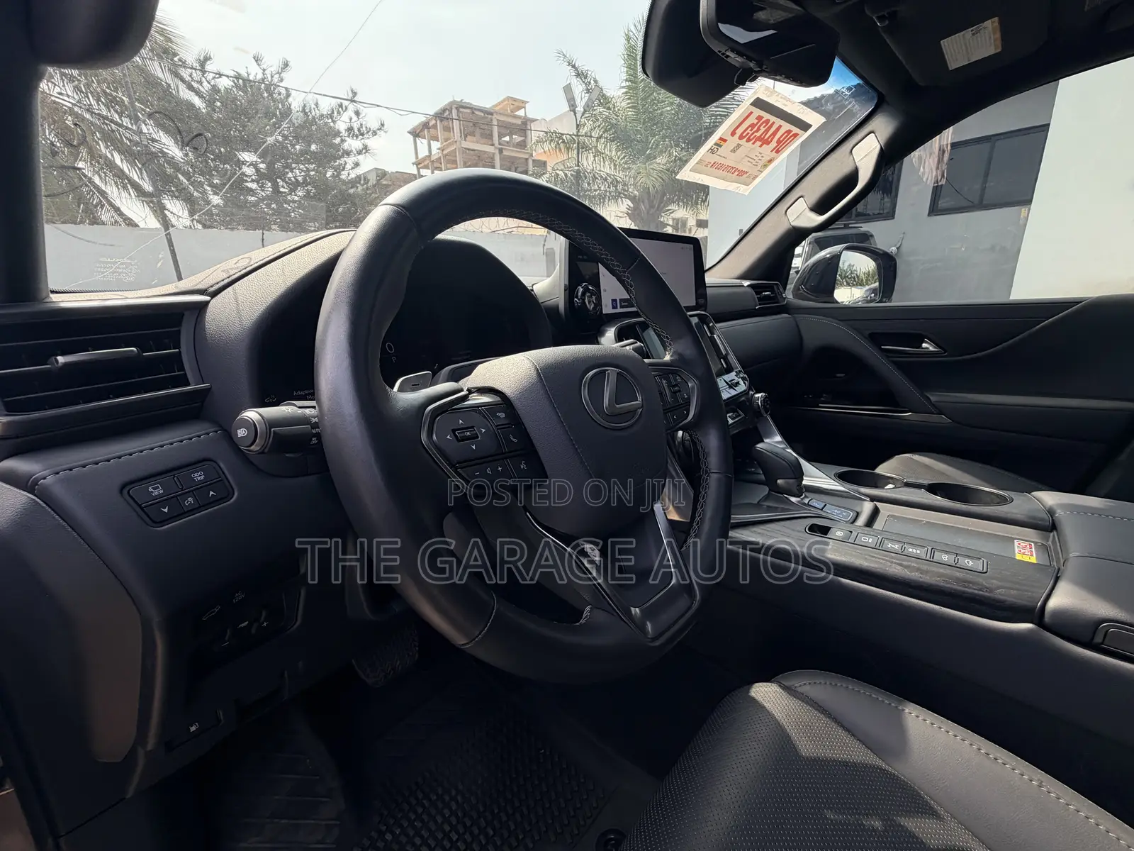 Lexus LX 700h 2025 Beige