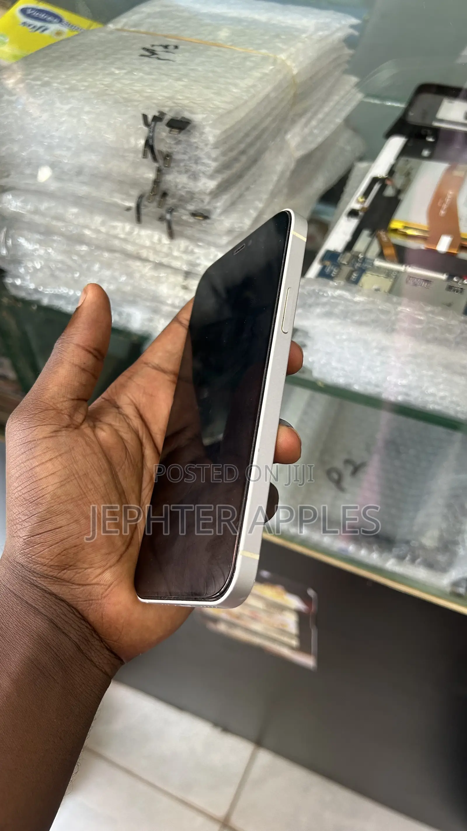 Apple iPhone 12 128 GB White
