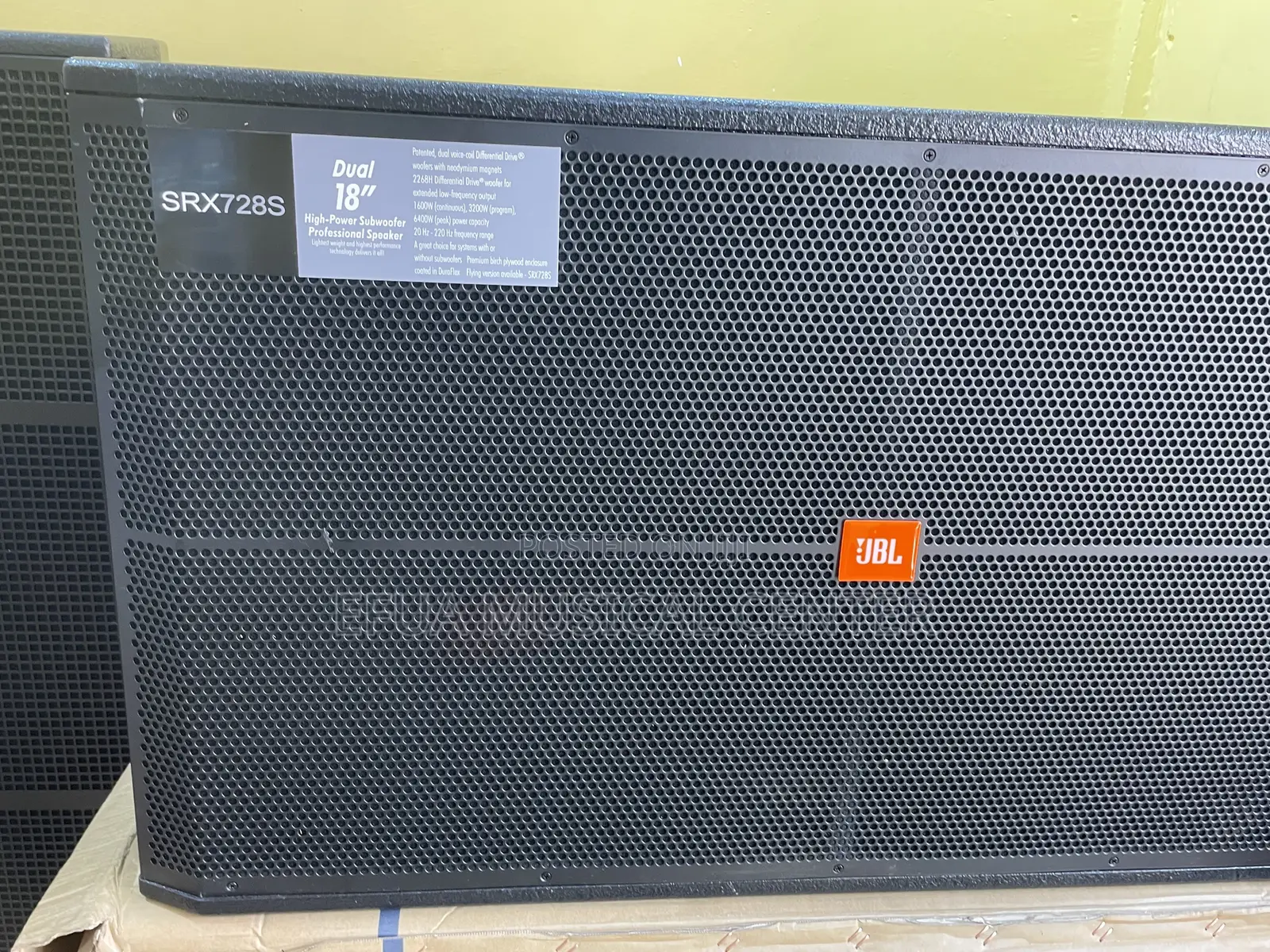 JBL 18inches SRX728S Bass Speakers(pair)