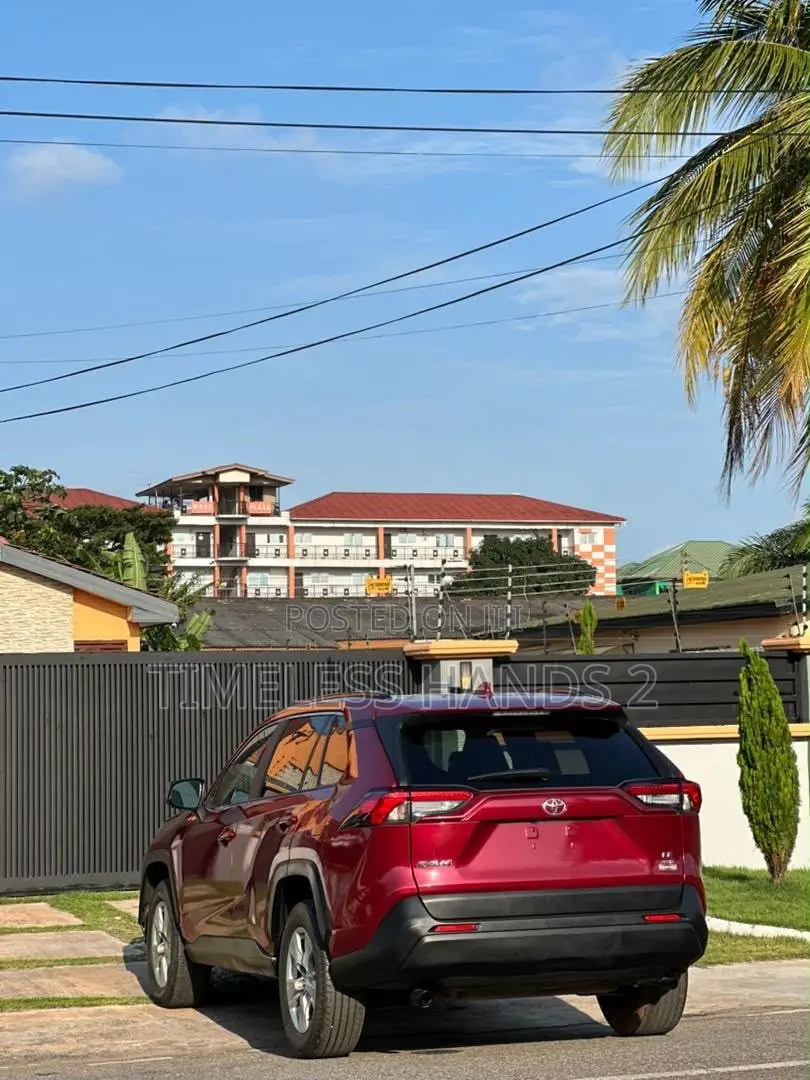 Toyota RAV4 2020 Red
