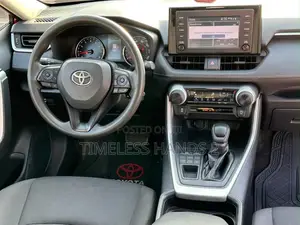 Toyota RAV4 2020 Red