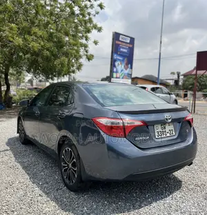 Toyota Corolla 2016 Gray