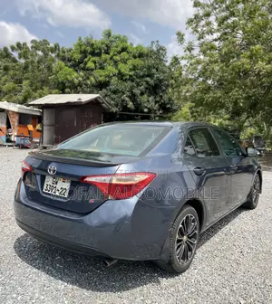 Toyota Corolla 2016 Gray