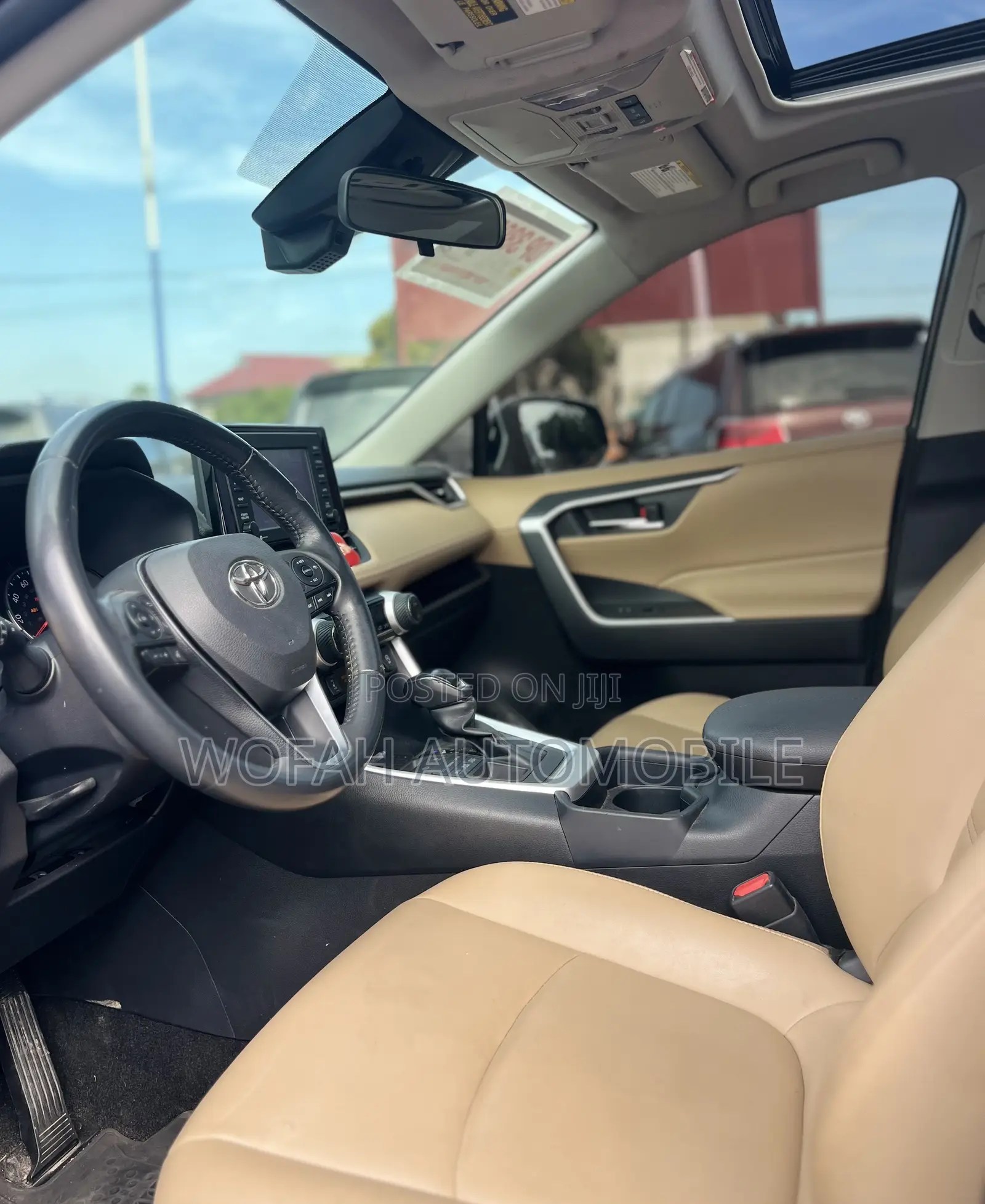 Toyota RAV4 XLE Premium 2022 Gray