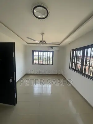 3bdrm Apartment in School Junction for rent
