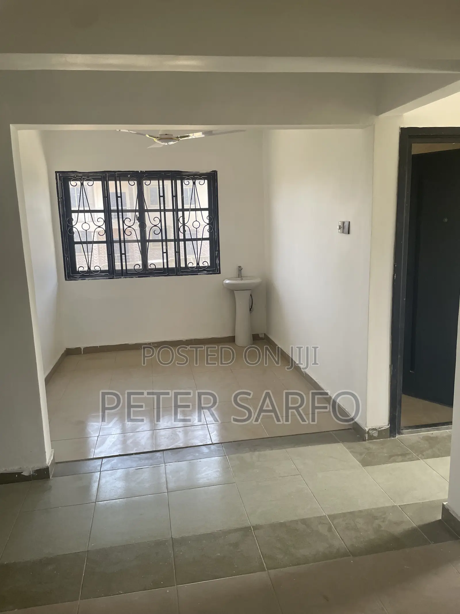 3bdrm Apartment in School Junction for rent