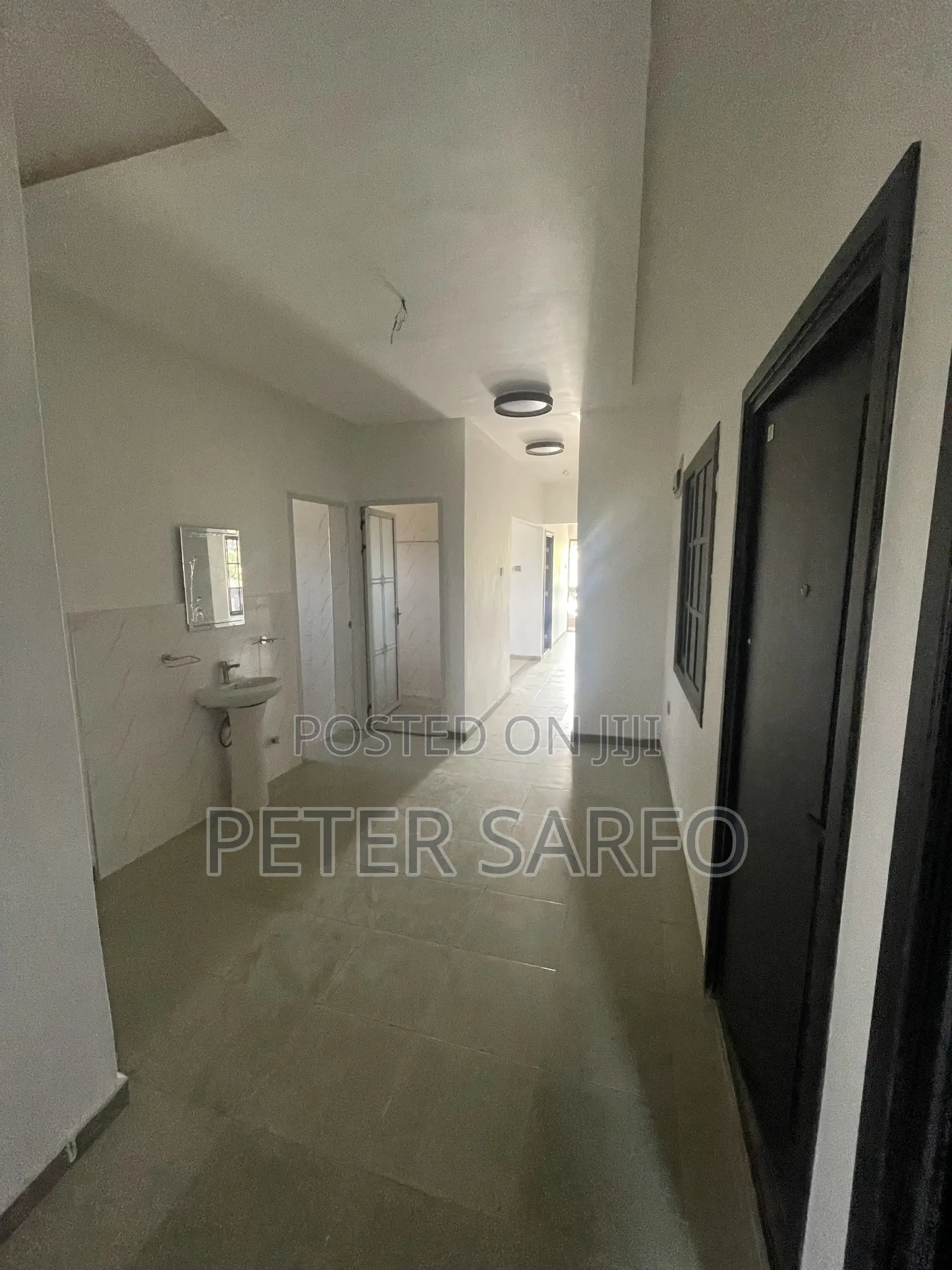 3bdrm Apartment in School Junction for rent