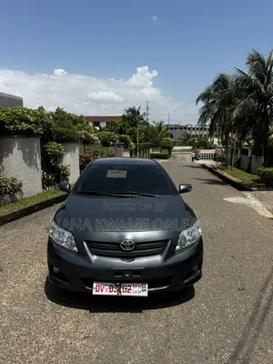 Toyota Corolla LE 4dr Sedan (1.8L 4cyl 4A) 2011 Gray
