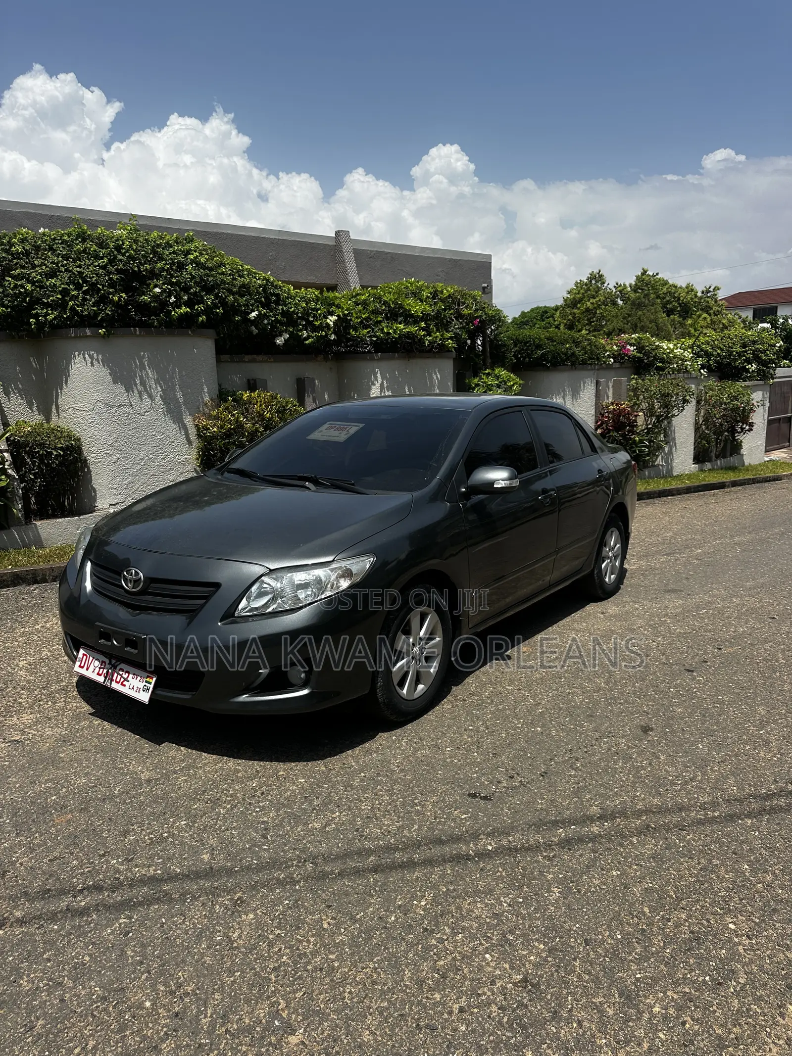 Toyota Corolla LE 4dr Sedan (1.8L 4cyl 4A) 2011 Gray