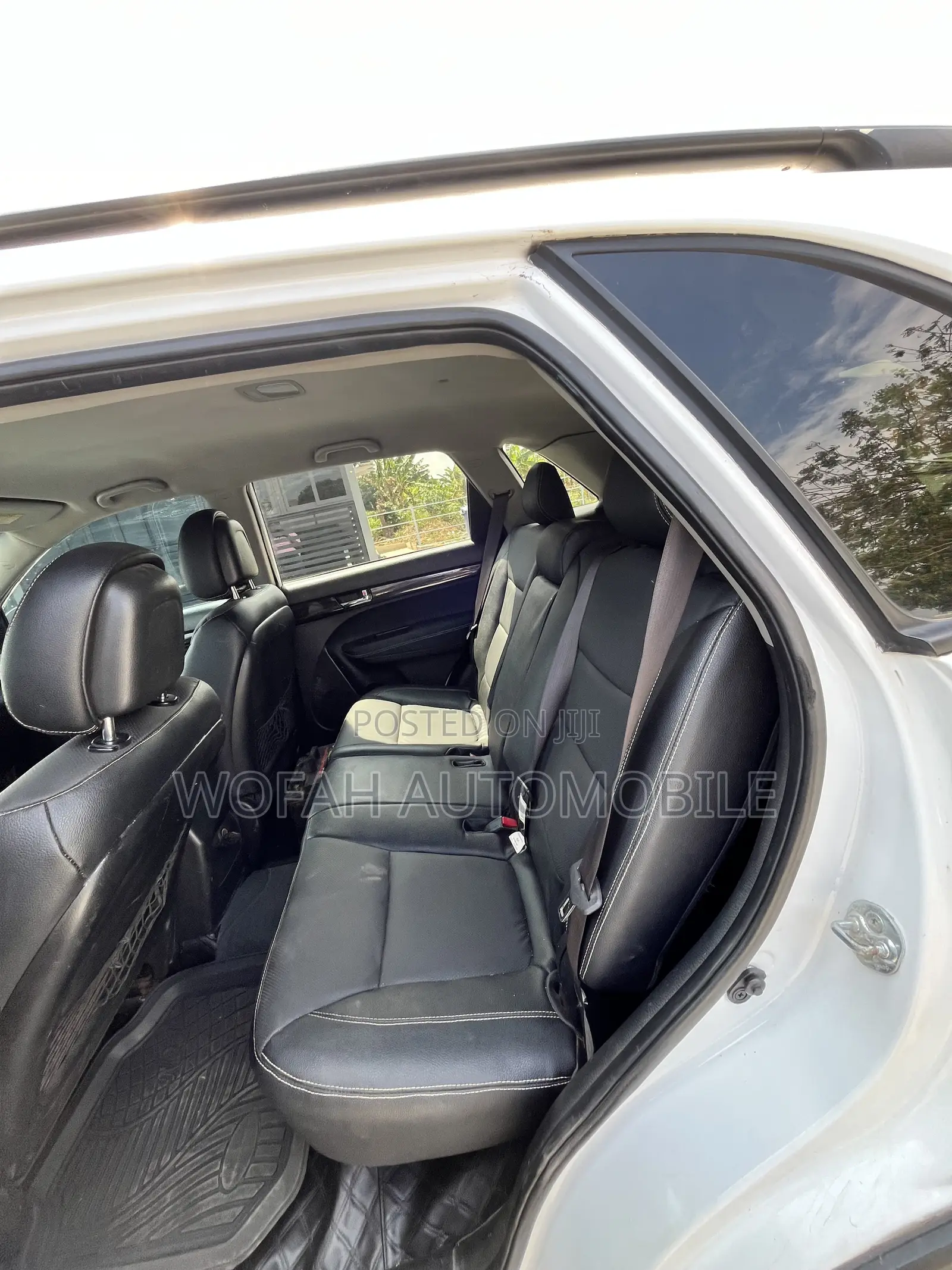 Kia Sorento 4dr SUV 2016 White