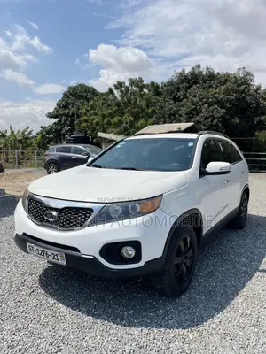 Kia Sorento 4dr SUV 2016 White