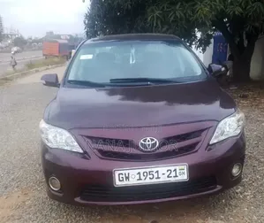 Toyota Corolla LE 4dr Sedan (1.8L 4cyl 4A) 2012 Brown