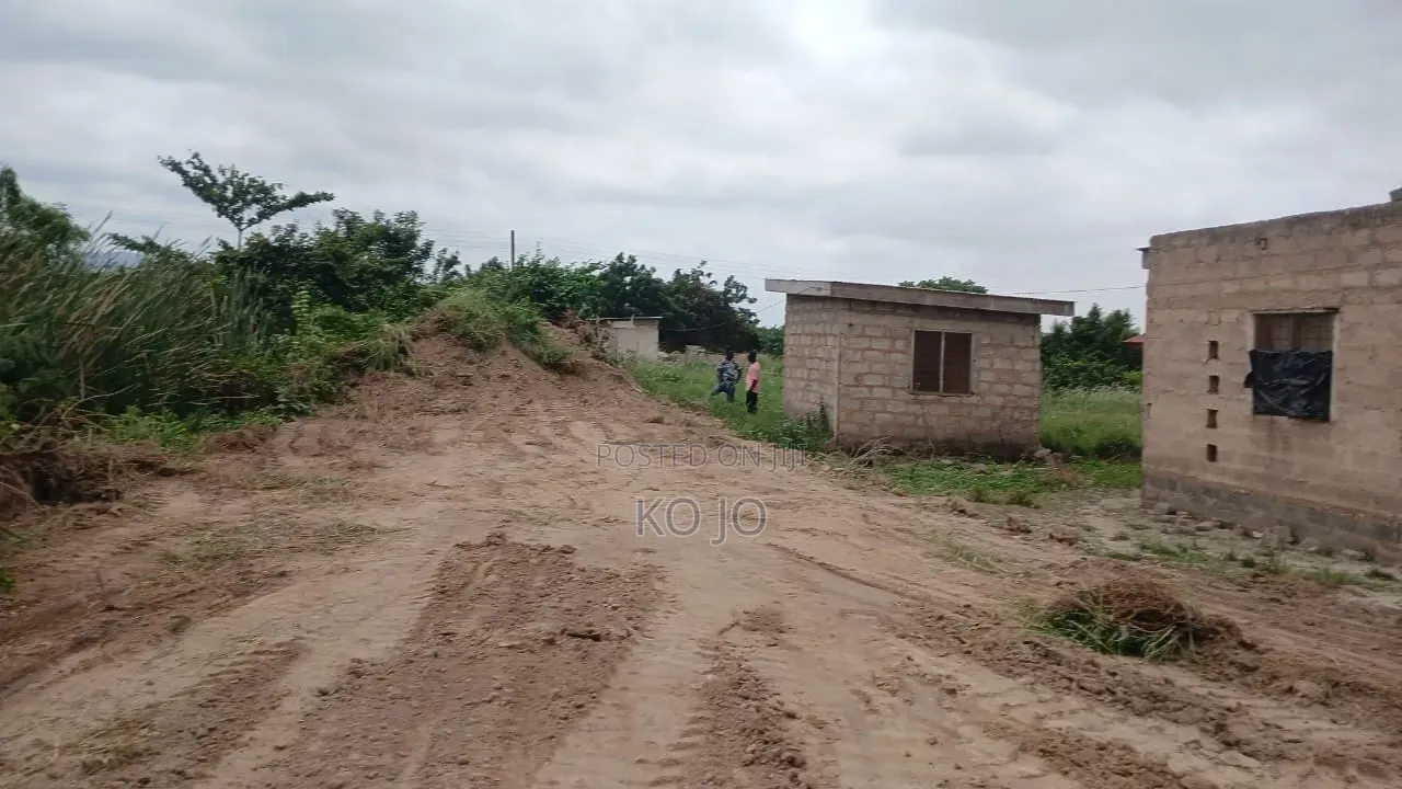 15 Plots of Titled Land at Oyibi (Saasabi)