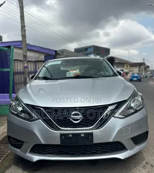 Nissan Sentra S 2016 Silver