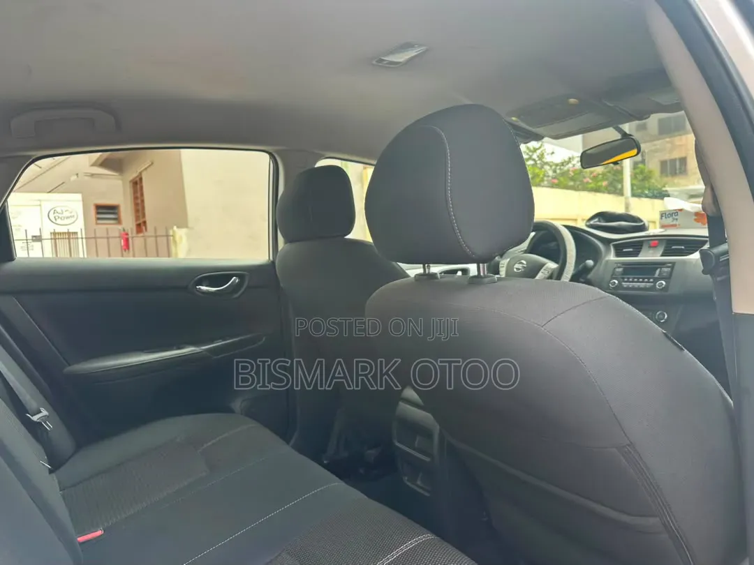 Nissan Sentra S 2016 Silver