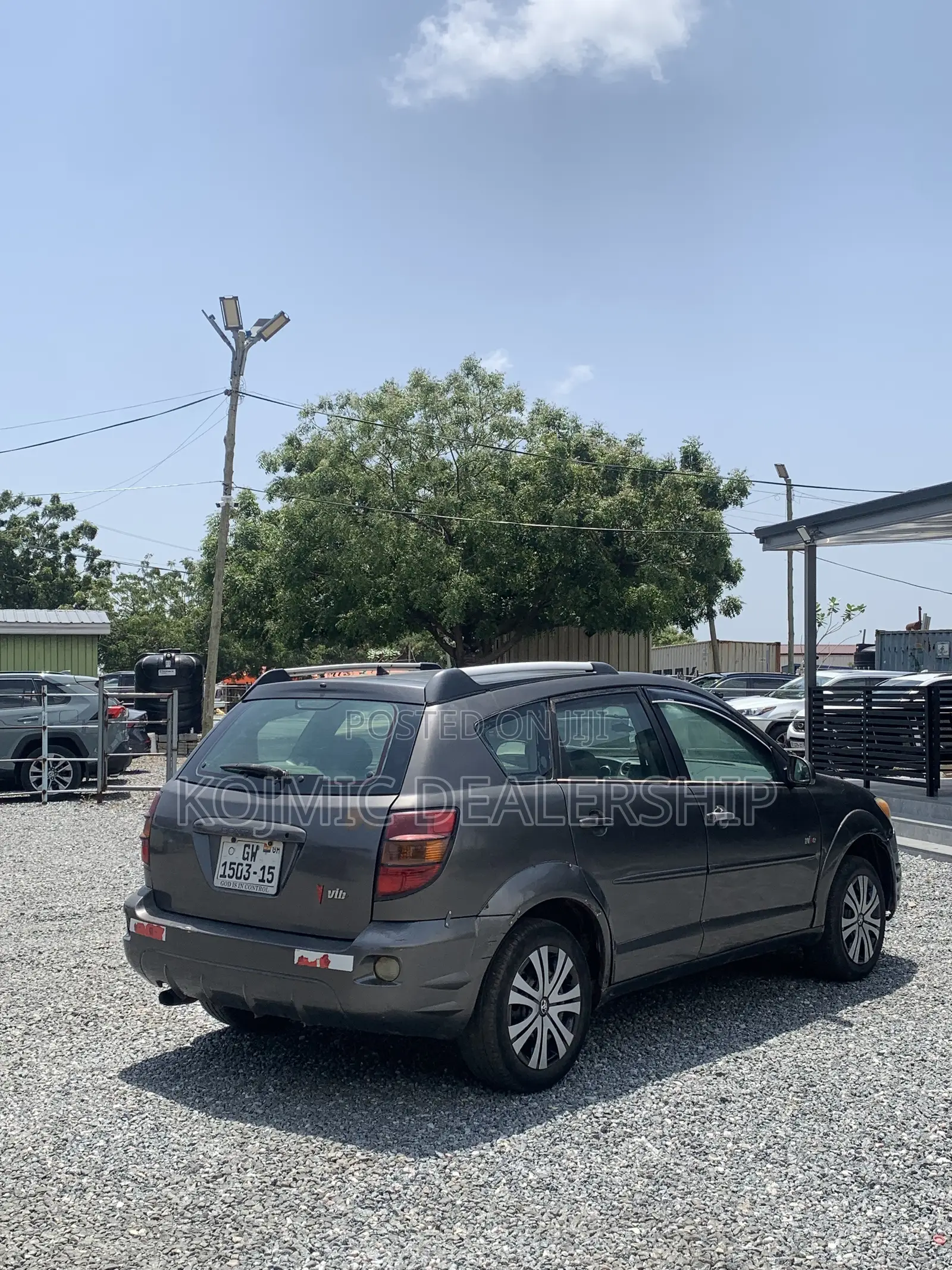 Pontiac Vibe 2010 Gray