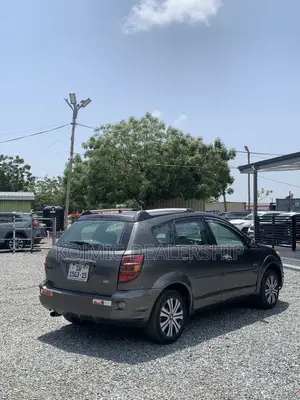 Pontiac Vibe 2010 Gray