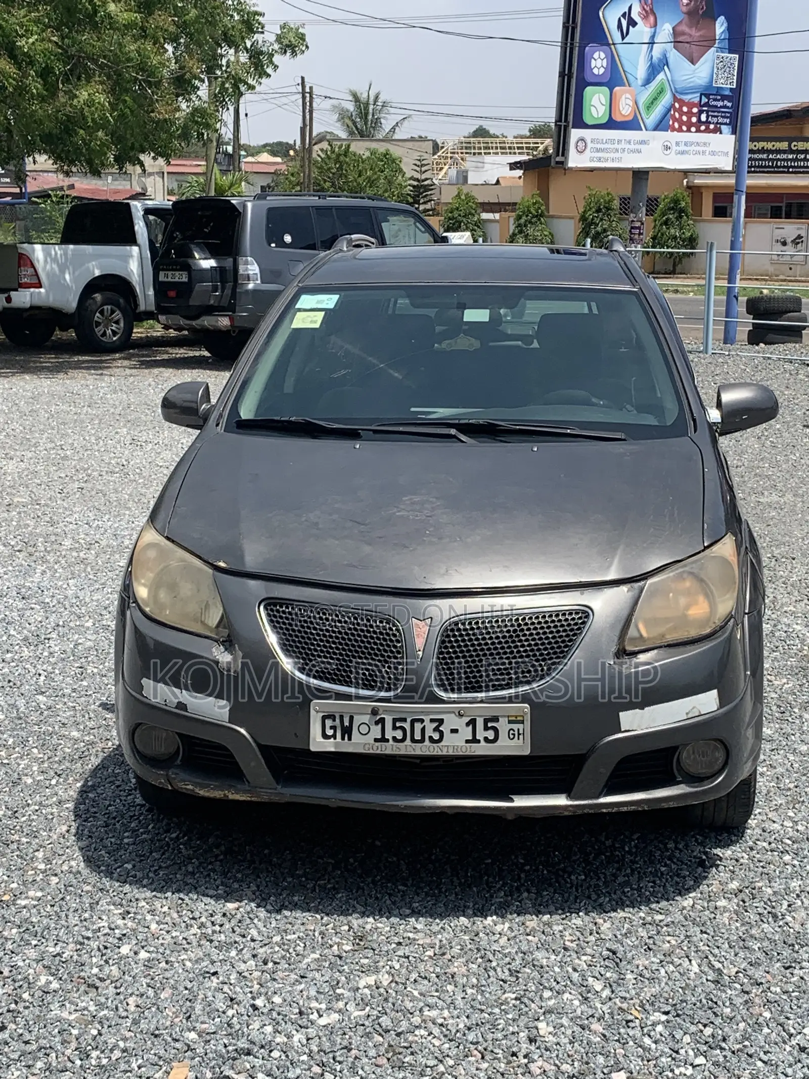 Pontiac Vibe 2010 Gray