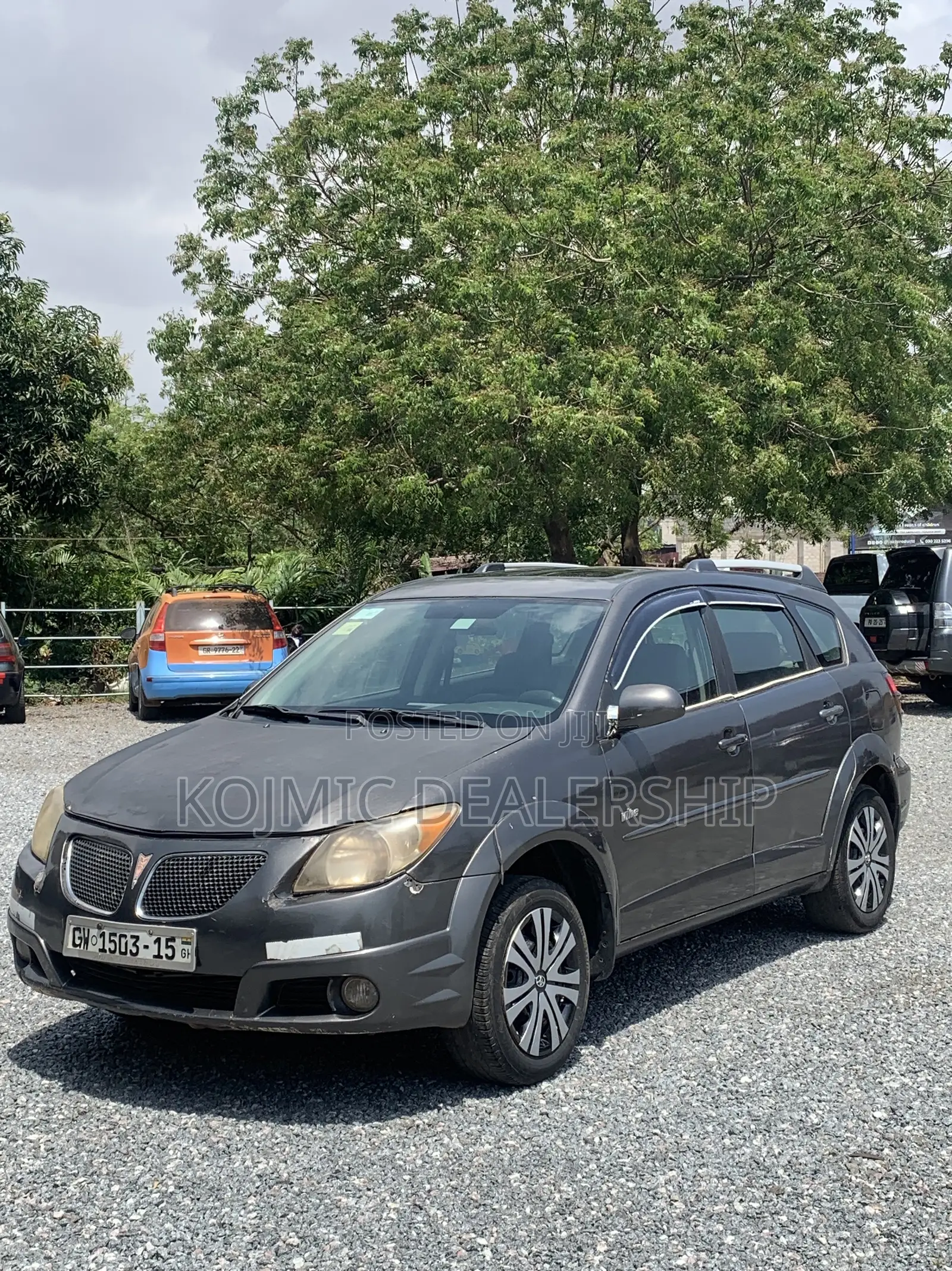 Pontiac Vibe 2010 Gray
