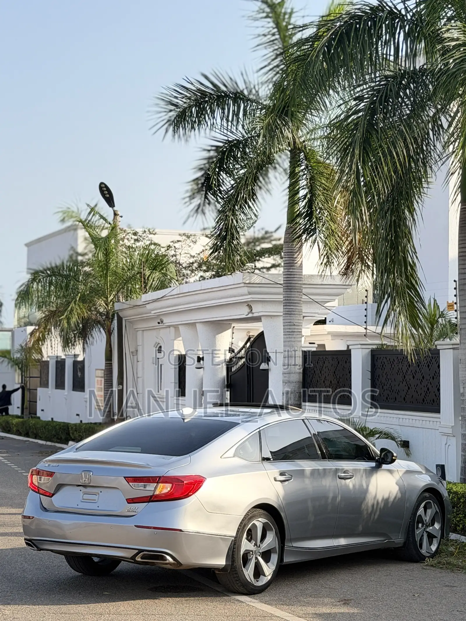 Honda Accord Touring 2.0T 2018 Silver