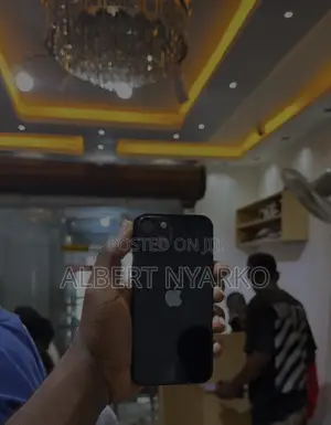 Apple iPhone 13 128 GB Black