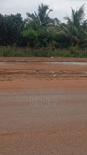 3 Plots of Titled Roadside Land at Dodowa