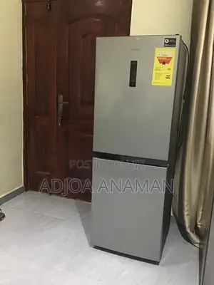 Samsung 210L Bottom-Freezer Refrigerator – Excellent Working Condition