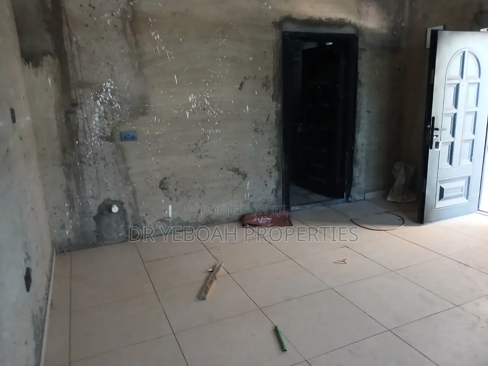 1bdrm Apartment in Spintex: Newly Buit, Baatsona Total for rent