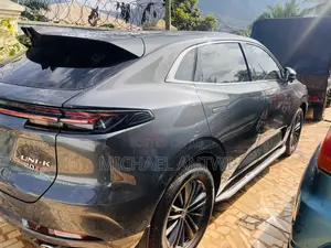 Changan UNI-K 2.0 Petrol AWD 2023 Silver