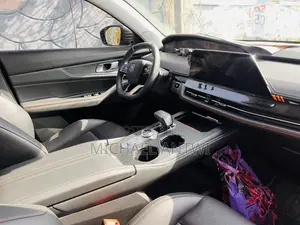 Changan UNI-K 2.0 Petrol AWD 2023 Silver