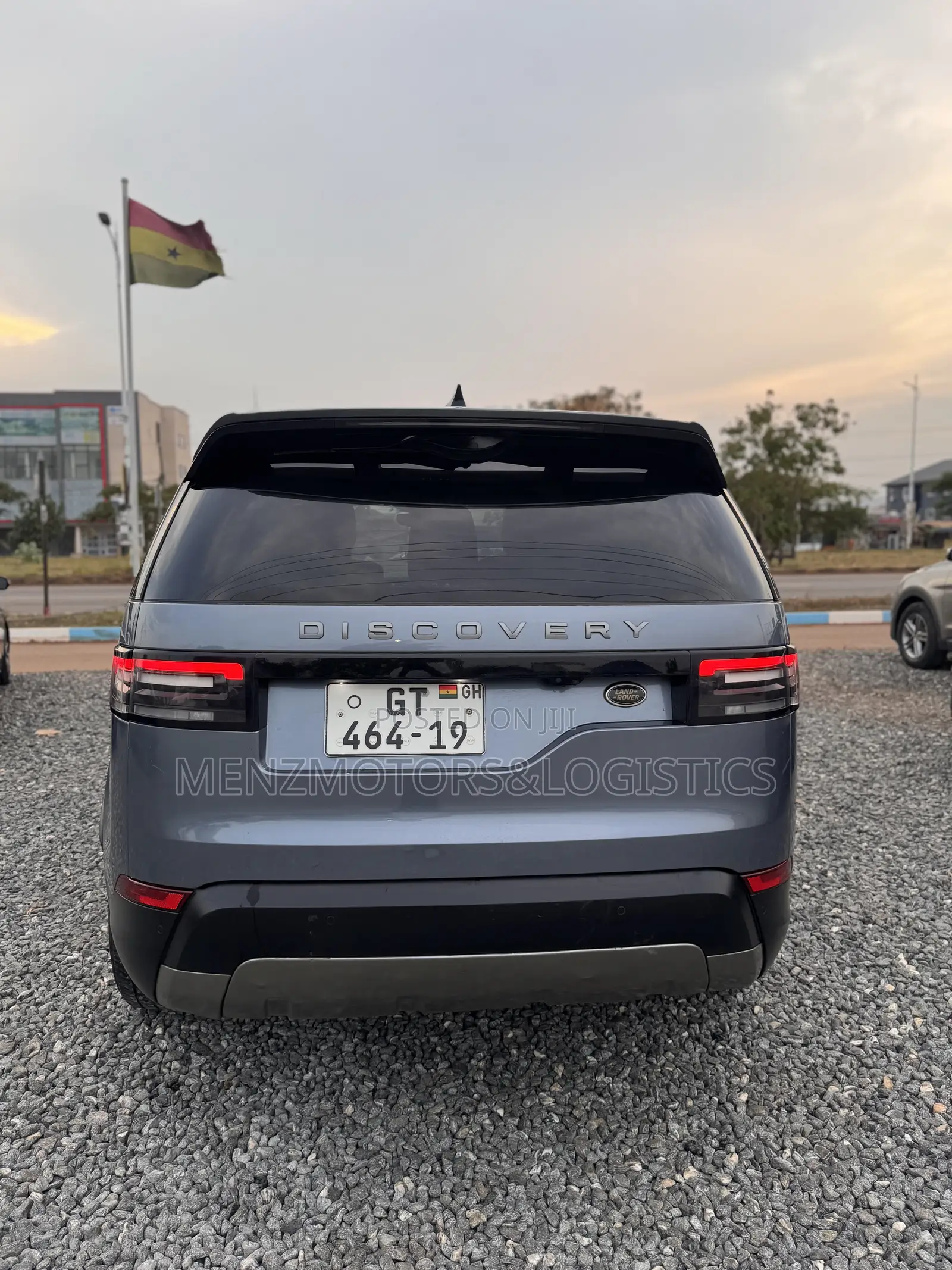 Land Rover Discovery HSE Diesel 4x4 2017 Blue